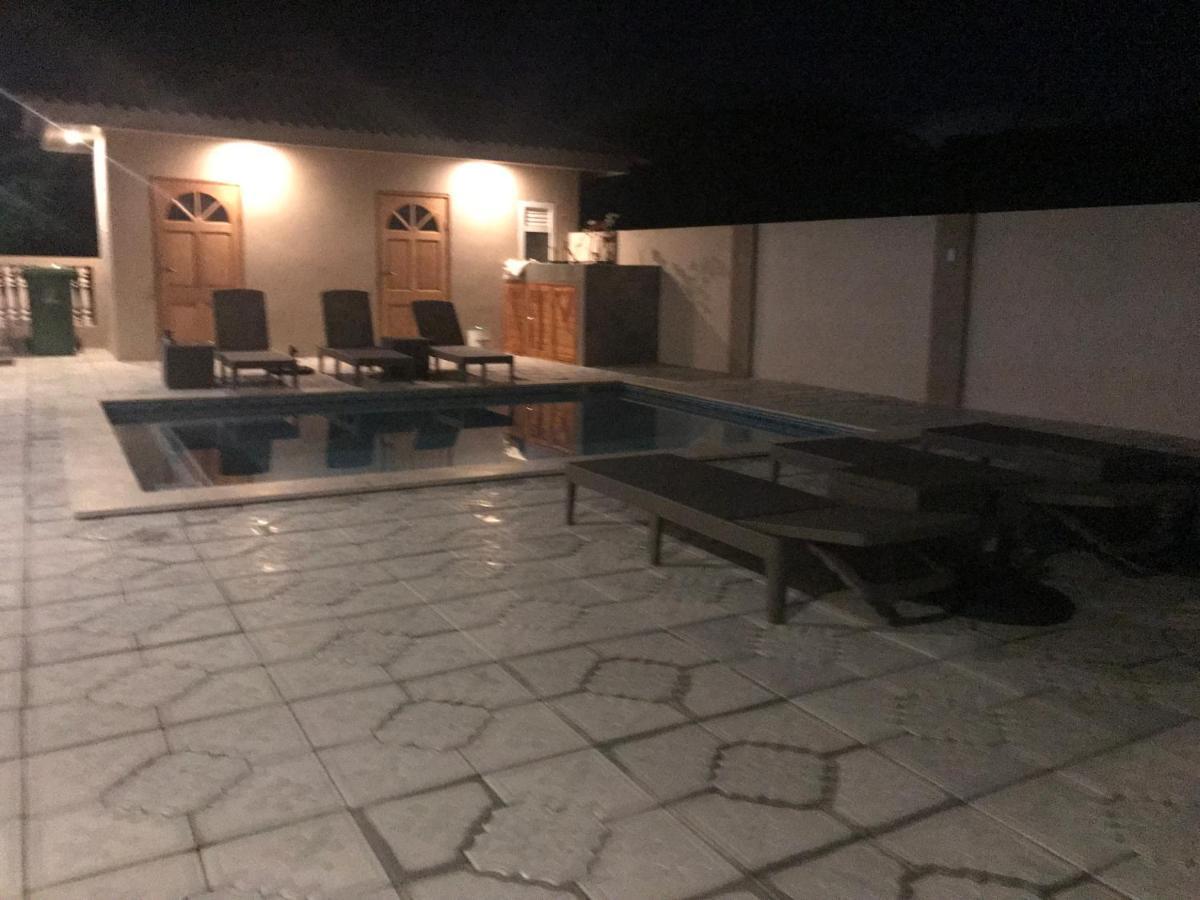 Lovely Caribbean Family Villa With Private Pool 빌렘스타트 외부 사진