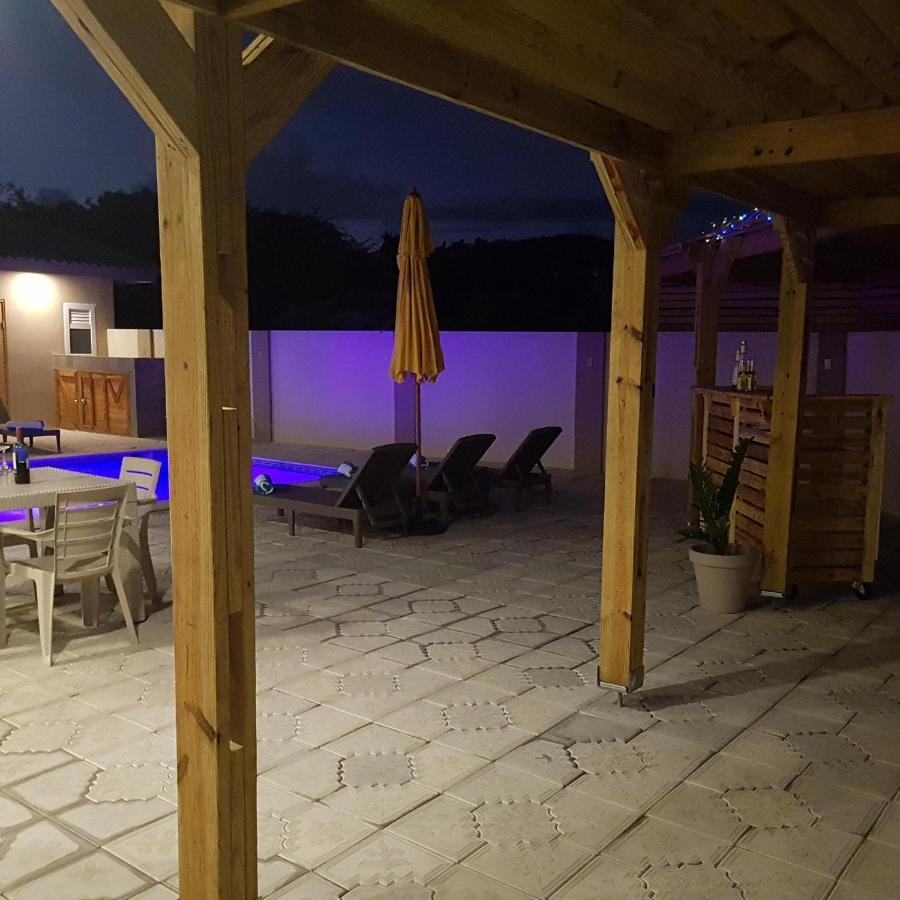 Lovely Caribbean Family Villa With Private Pool 빌렘스타트 외부 사진