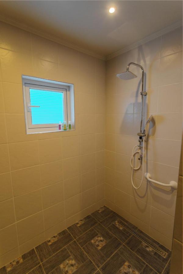 Lovely Caribbean Family Villa With Private Pool 빌렘스타트 외부 사진